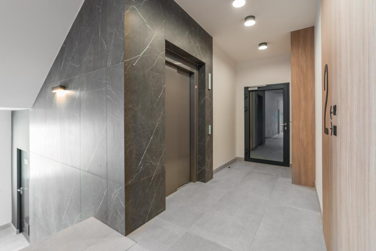Old Town Apartments Podgorze By Noclegi Renters Poznan Luaran gambar